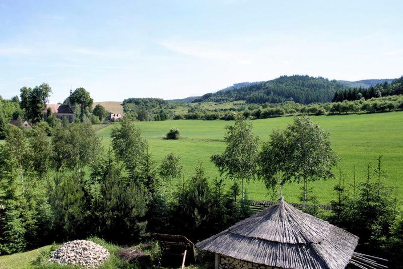 Dworek Mysliwski Laskowka  Exterior foto